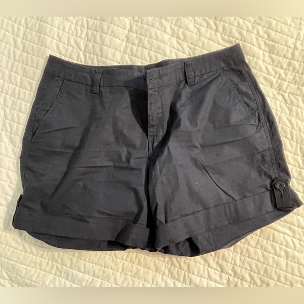 Liz Claiborne women’s shorts size 12-navy blue